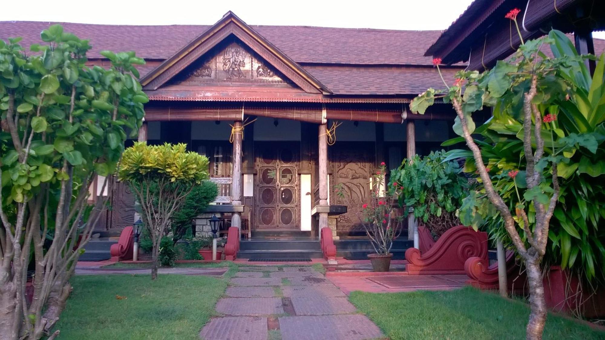 Palm Tree Anex Hotel Varkala Exterior foto